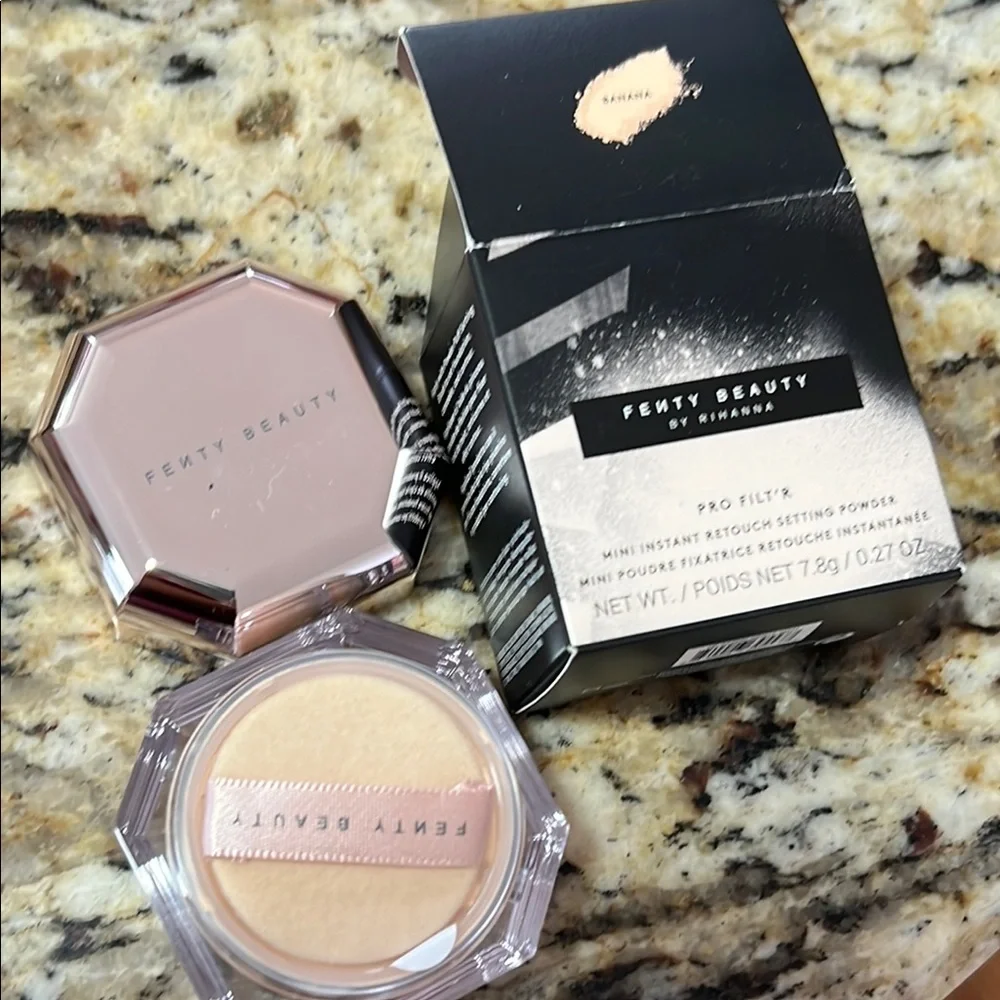 ⚡️💕Fenty Beauty Pro Filt'r Setting Powder